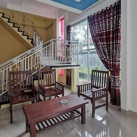 RedDoorz near Kantor Walikota Bontang Nyerakat Bagian luar foto