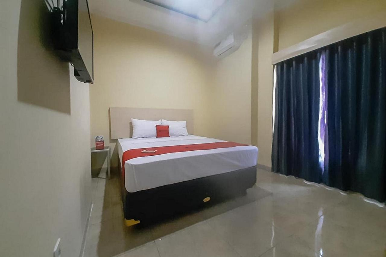 RedDoorz near Kantor Walikota Bontang Nyerakat Bagian luar foto