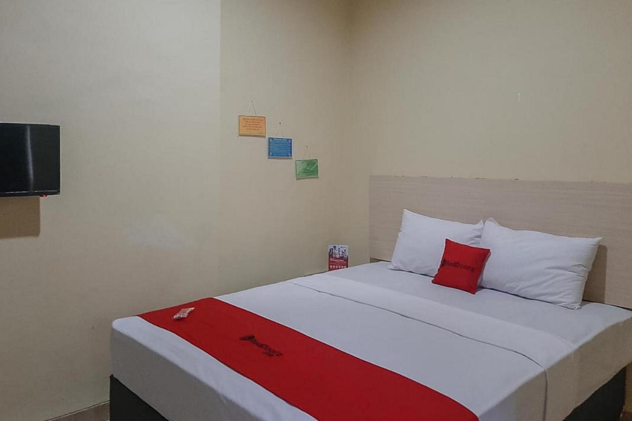 RedDoorz near Kantor Walikota Bontang Nyerakat Bagian luar foto